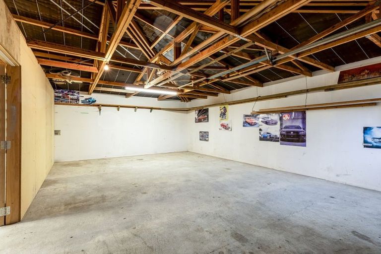 Photo of property in 1 Andrew Street, Waimate, 7924