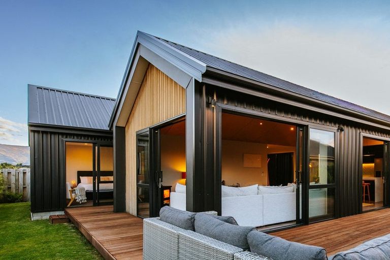 Photo of property in Northlake, 8 Linnburn Road, Wanaka, 9305