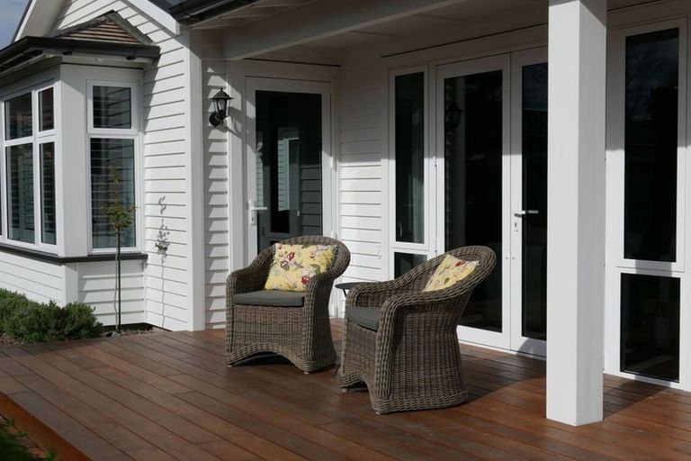 Photo of property in 114 Paparoa Street, Papanui, Christchurch, 8053