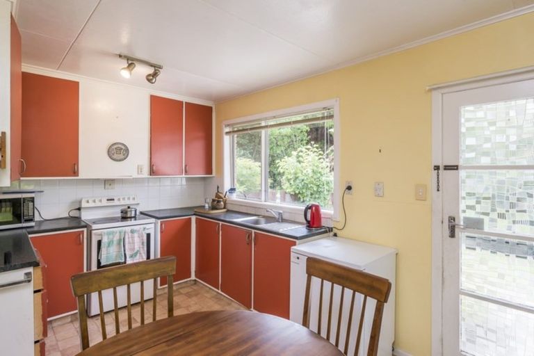 Photo of property in 13a Sweetman Avenue, Paraparaumu Beach, Paraparaumu, 5032
