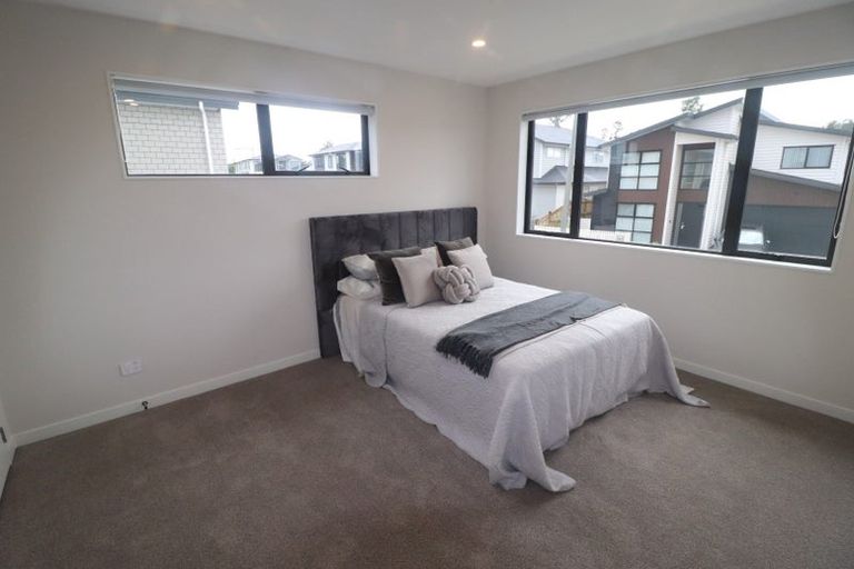 Photo of property in 8b Dorricott Avenue, Hobsonville, Auckland, 0616