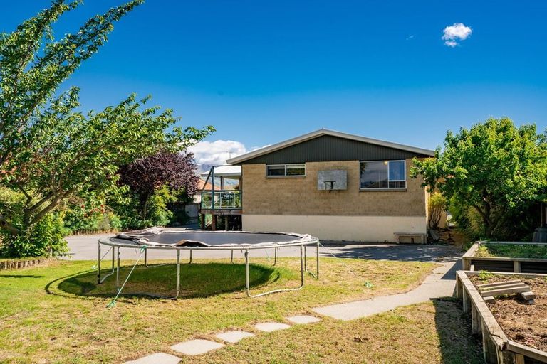 Photo of property in 11 Kerry Court, Cromwell, 9310