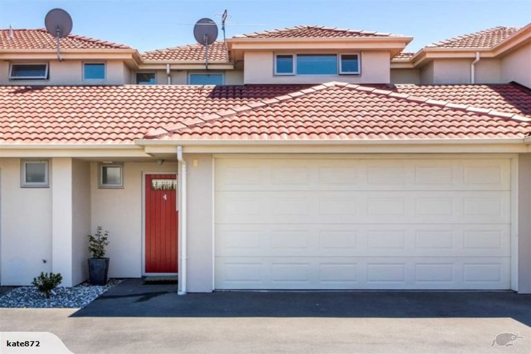 Photo of property in 52d Brockworth Place, Riccarton, Christchurch, 8011