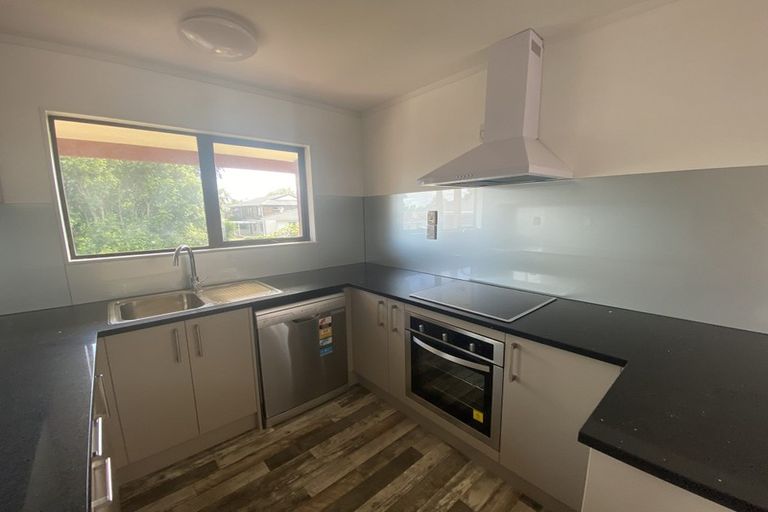 Photo of property in 1/17 Ervine Place, Bucklands Beach, Auckland, 2014