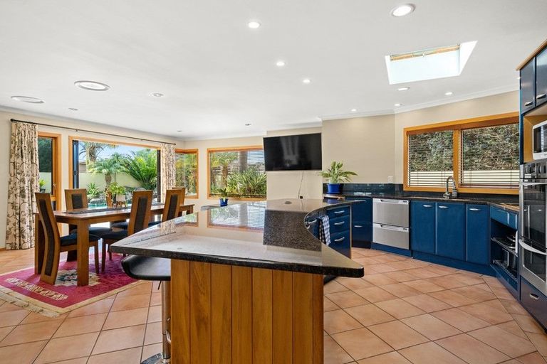 Photo of property in 337 Otumoetai Road, Otumoetai, Tauranga, 3110