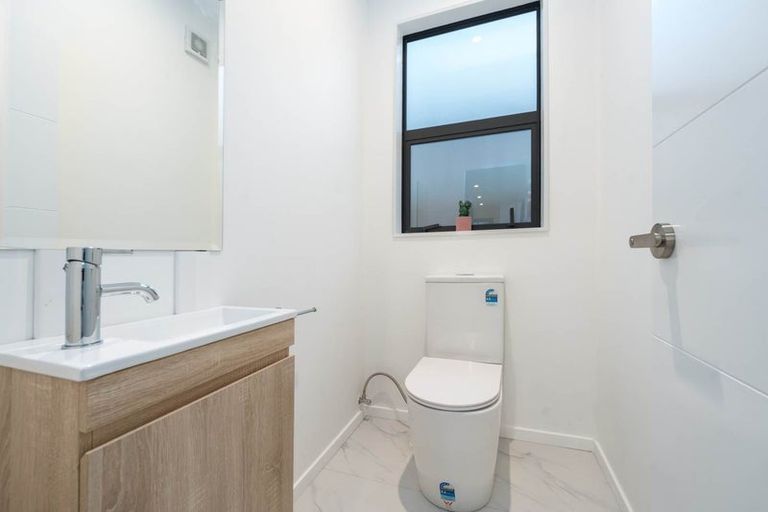 Photo of property in 107a Rathgar Road, Henderson, Auckland, 0610