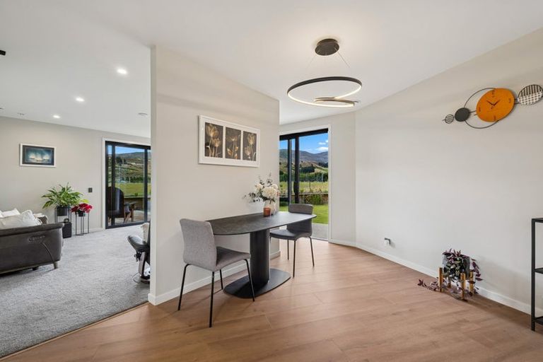 Photo of property in 93 Magnum Drive, Cromwell, 9310