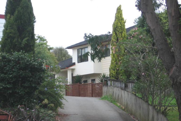 Photo of property in 1/15 Glastron Place, Bayview, Auckland, 0629
