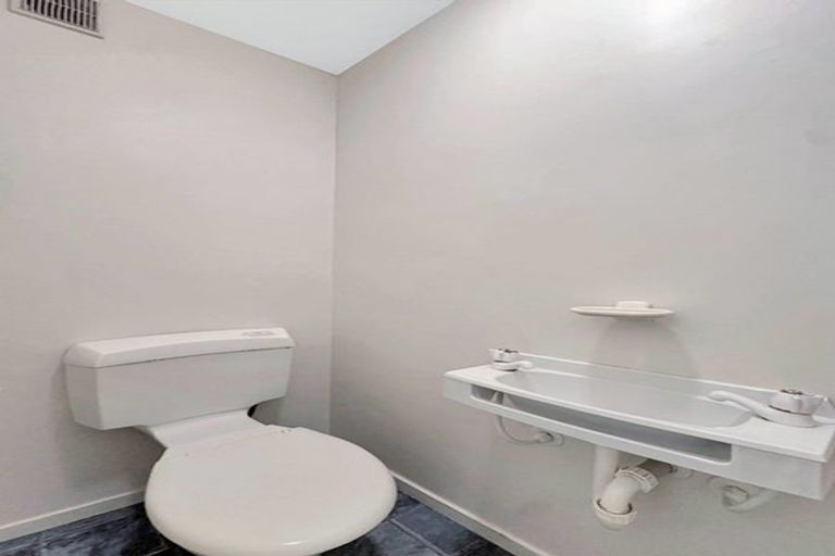 Photo of property in 54 Cunliffe Street, Churton Park, Wellington, 6037