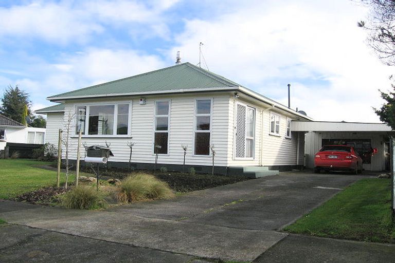 Photo of property in 21 Battersea Place, Roslyn, Palmerston North, 4414