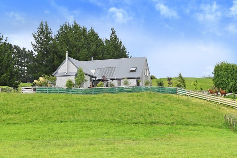 Photo of property in 1021 Whitemans Valley Road, Blue Mountains, Upper Hutt, 5371