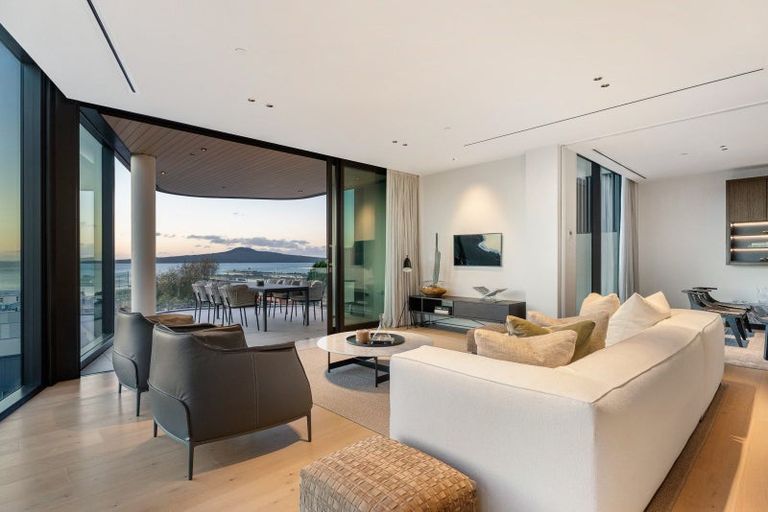 Photo of property in 2/20 Devore Street, Saint Heliers, Auckland, 1071