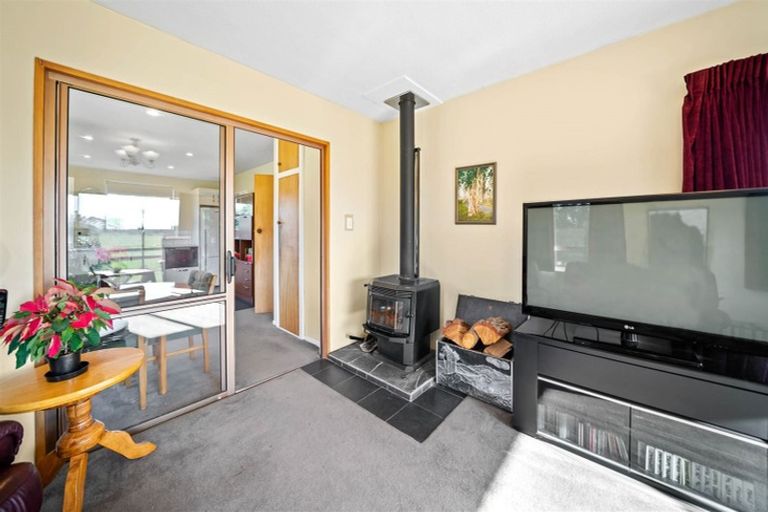 Photo of property in 1845 West Coast Road, Kirwee, Christchurch, 7671