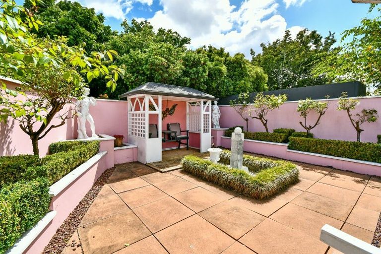 Photo of property in 15 Trossach Place, Wattle Downs, Auckland, 2103