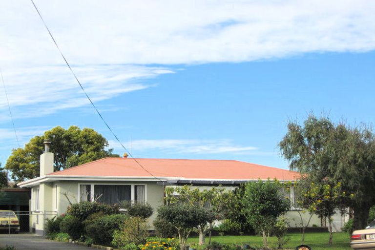 Photo of property in 17 Read Crescent, Clive, 4102