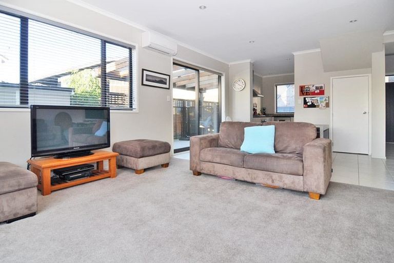 Photo of property in 5 Lester Street, Hobsonville, Auckland, 0616