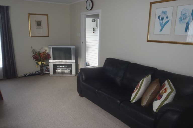 Photo of property in 69 Rangituhi Crescent, Takapuwahia, Porirua, 5022