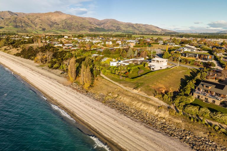 Photo of property in 34 Skinner Crescent, Lake Hawea, 9382