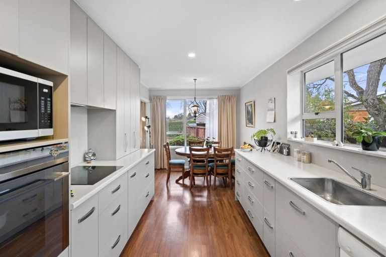 Photo of property in 12c Glenavon Place, Ilam, Christchurch, 8041