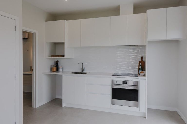 Photo of property in 19b Silverwood Lane, Leamington, Cambridge, 3495