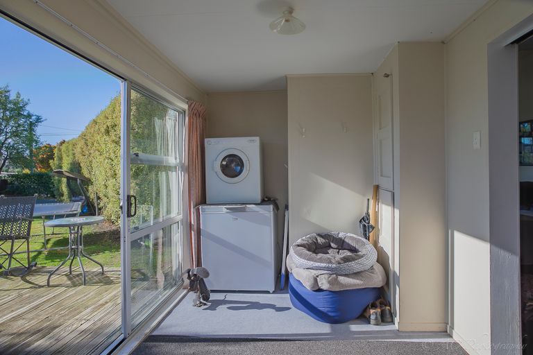 Photo of property in 5 Main Road, Pleasant Point, 7903