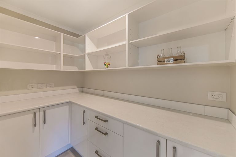 Photo of property in 73 Madison Terrace, Silverdale, 0932