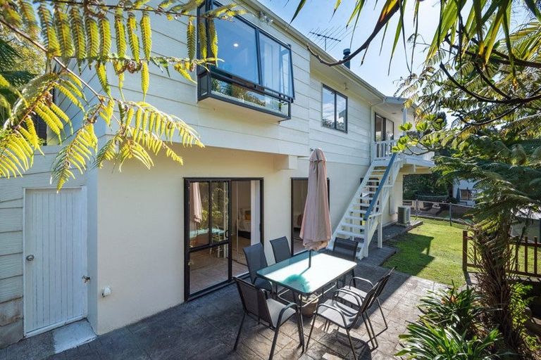 Photo of property in 2/74 Glamorgan Drive, Torbay, Auckland, 0630