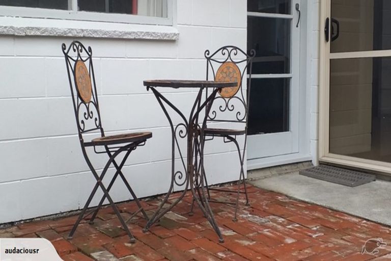 Photo of property in 2/12 Gibbon Street, Sydenham, Christchurch, 8023