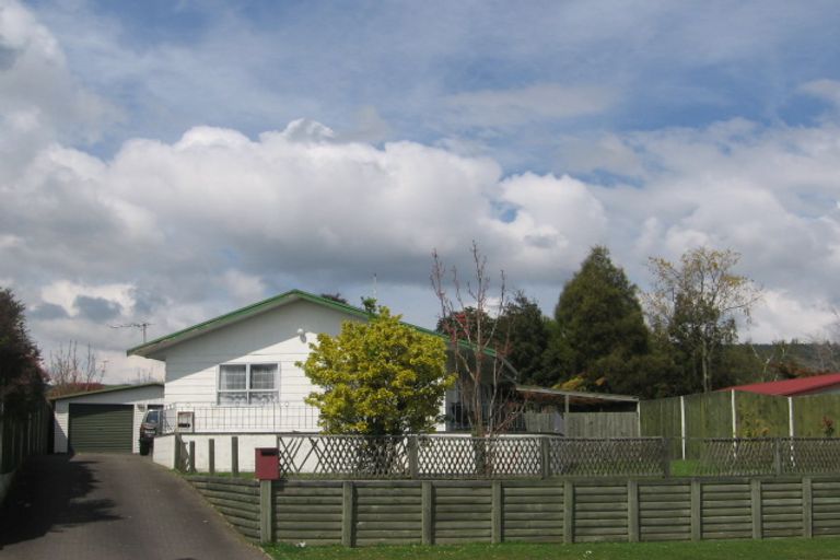 Photo of property in 23 Owhatiura Drive, Lynmore, Rotorua, 3010