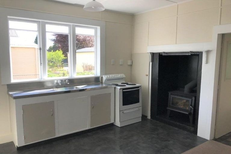 Photo of property in 126 Commercial Street, Takaka, 7110