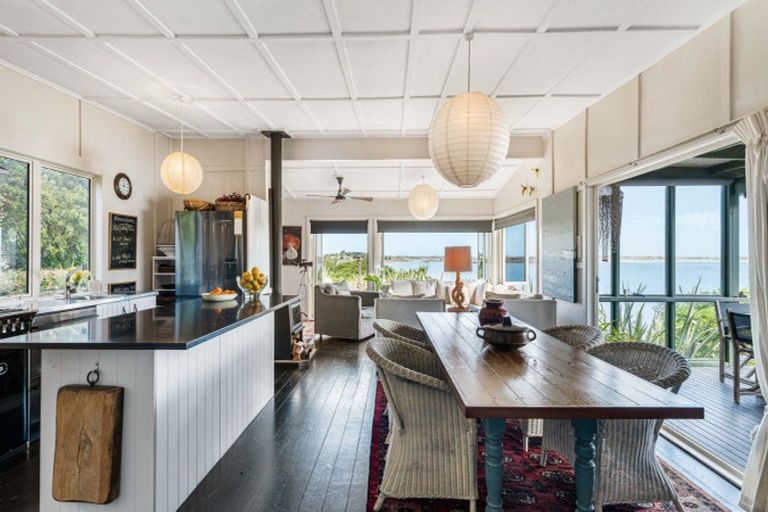 Photo of property in 40 Tuakau Bridge-port Waikato Road, Port Waikato, Tuakau, 2695