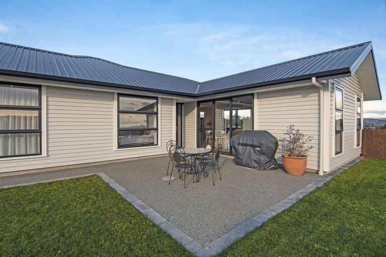 Photo of property in 67 Katania Heights, Brightwater, 7022