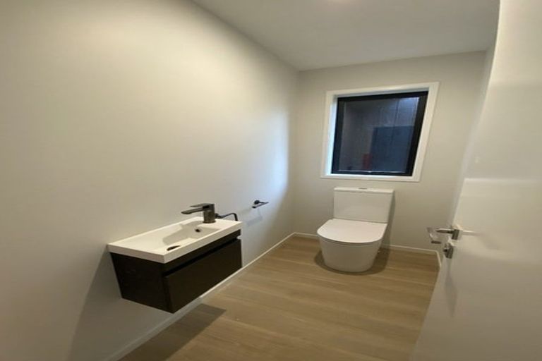 Photo of property in 5 Hill Tops Way, Stoke, Nelson, 7011