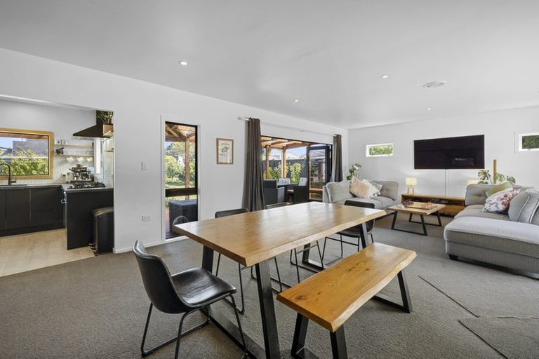 Photo of property in 79 Domett Street, Waitara, 4320