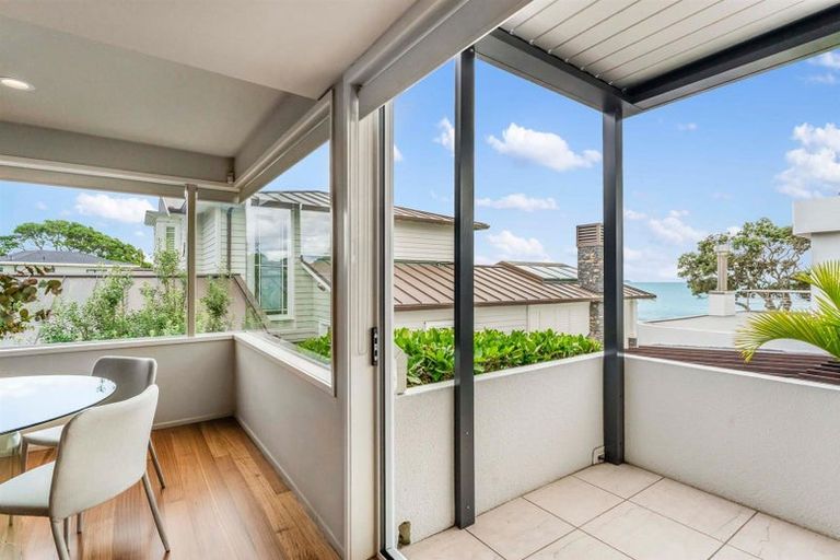 Photo of property in 2/8a Audrey Road, Takapuna, Auckland, 0620