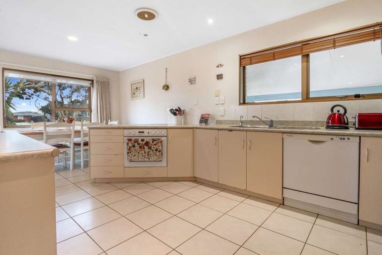 Photo of property in 9 Cooper Street, Pukekohe, 2120