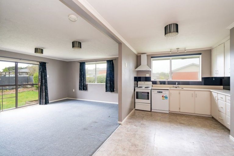 Photo of property in 44 Dundee Place, Strathern, Invercargill, 9812