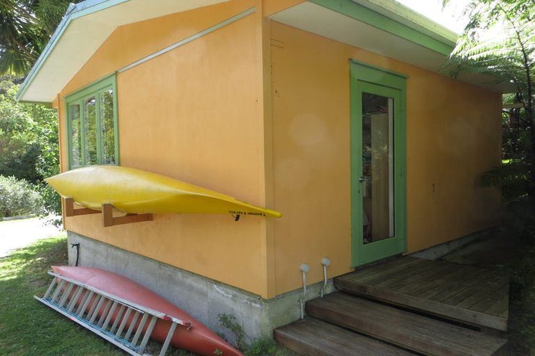 Photo of property in 15 Haile Lane, Pohara, Takaka, 7183