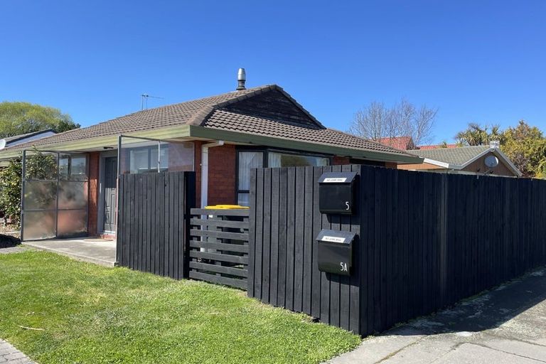Photo of property in 1/5 Fernbrook Place, Mairehau, Christchurch, 8013