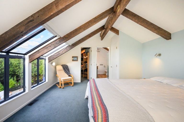 Photo of property in 151 Summerhill Drive, Fitzherbert, Palmerston North, 4410