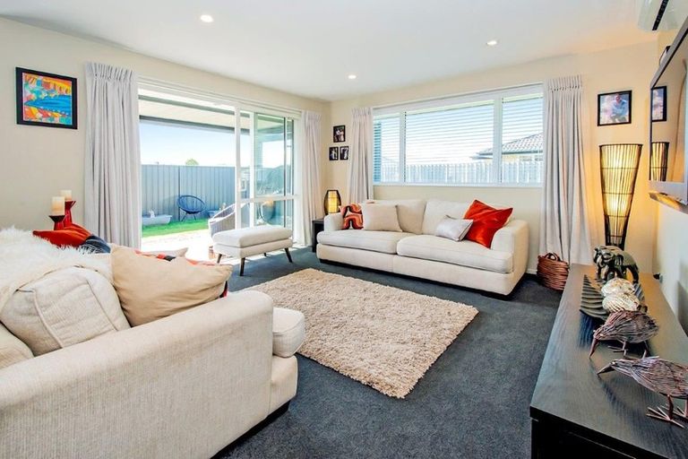 Photo of property in 19 Leeston Lake Road, Leeston, 7632