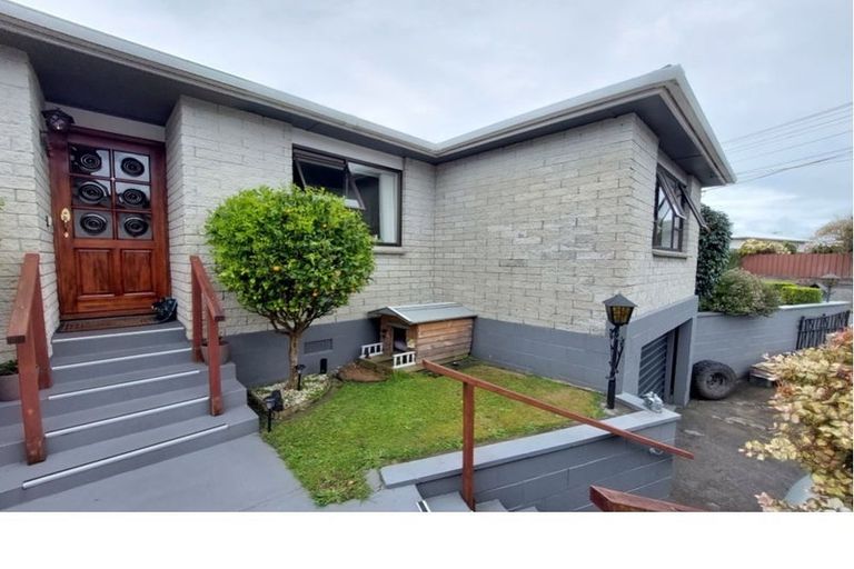 Photo of property in 3 Barclay Street, Ferndale, New Plymouth, 4310