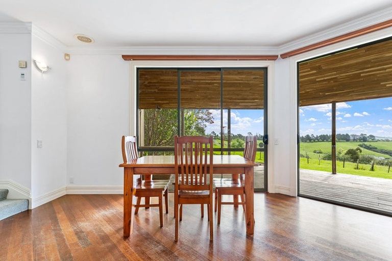 Photo of property in 224 Whitehills Road, Waitoki, Silverdale, 0994