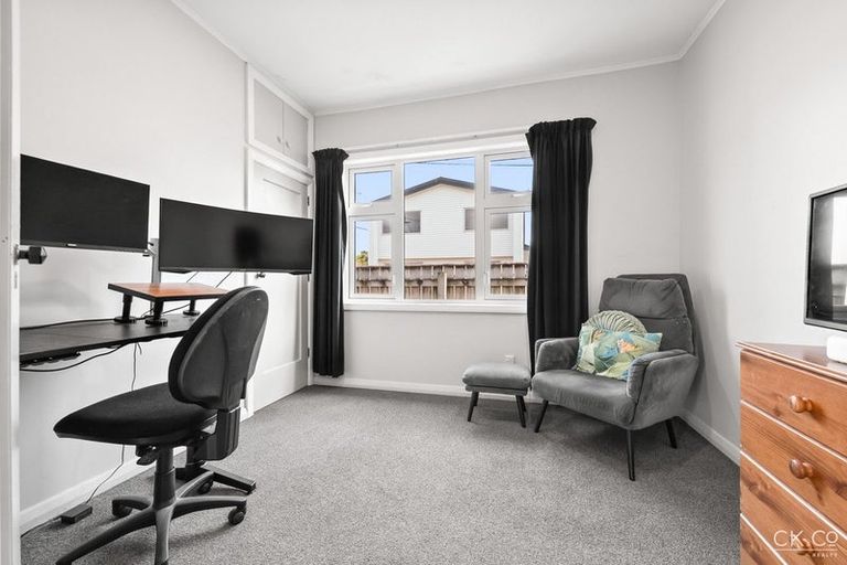 Photo of property in 113b Waiwhetu Road, Waterloo, Lower Hutt, 5011