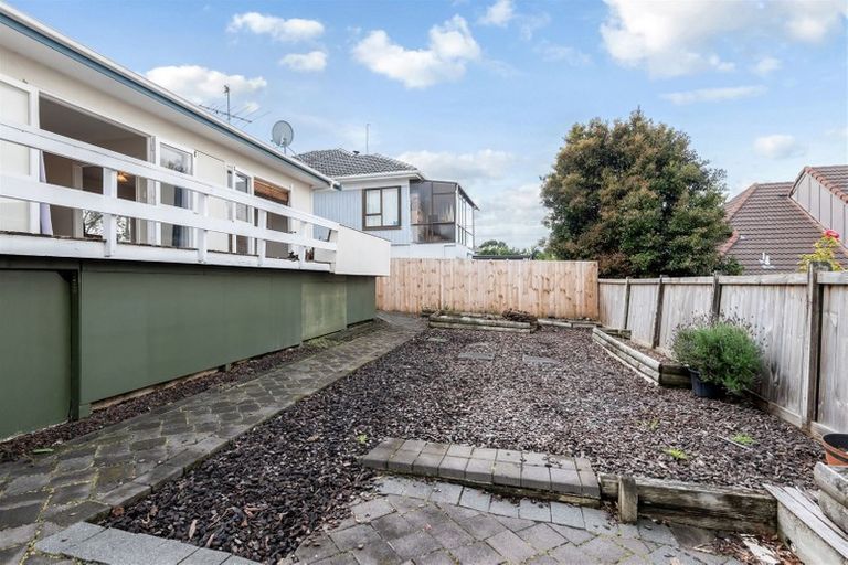 Photo of property in 1/91 Litten Road, Cockle Bay, Auckland, 2014