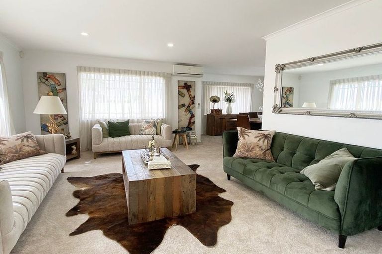 Photo of property in 2 Carbisdale Road, Flat Bush, Auckland, 2016