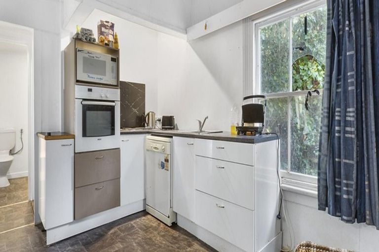 Photo of property in 132 Queen Street, North Dunedin, Dunedin, 9016