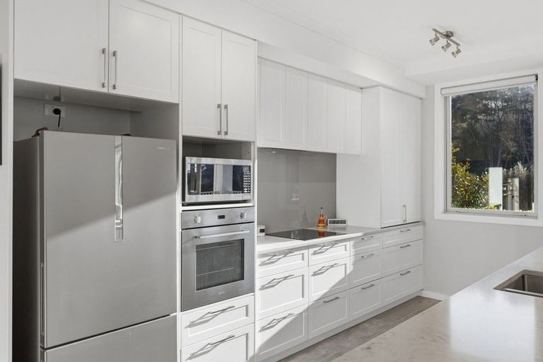 Photo of property in 122 Eaves Bush Parade, Orewa, 0931