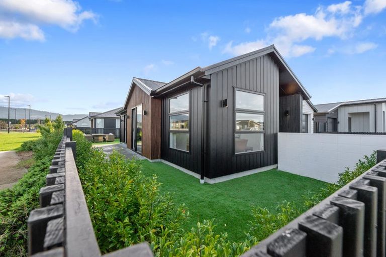 Photo of property in 14 Huriana Crescent, Te Puke, 3119