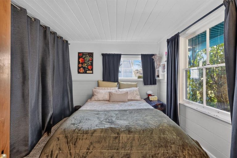 Photo of property in 38 Voelas Road, Lyttelton, 8082